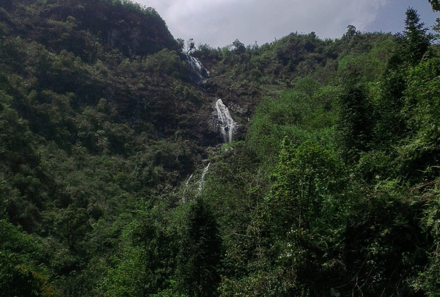 Серебряный водопад, Сапа